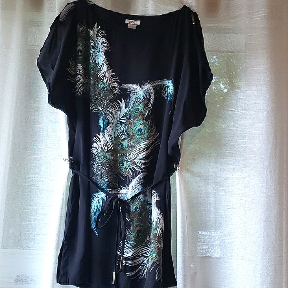 Beautiful % 100  Silk Cache top